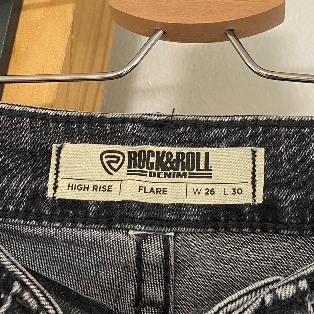 Rock & Roll Denim High Rise Star Print Relaxed Flare Jean - Picture 6 of 6